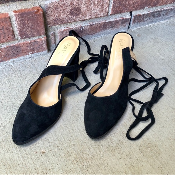 RAYE Ives pump, black wrap up ankle straps - Picture 4 of 8